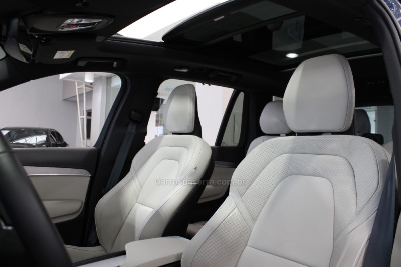 XC90 2.0 T8 RECHARGE ULTRA DARK AWD HÍBRIDO 4P AUTOMÁTICO - 2025 - CAXIAS DO SUL