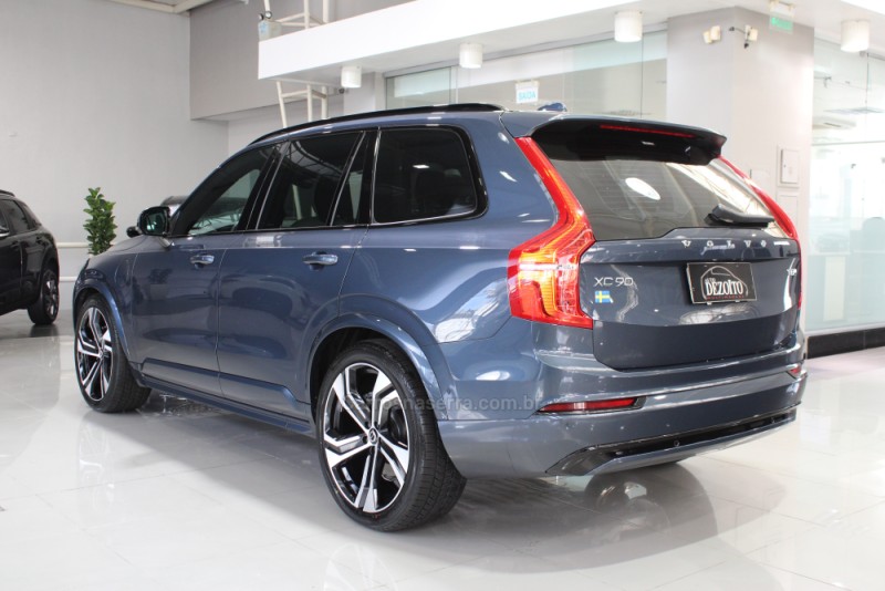 XC90 2.0 T8 RECHARGE ULTRA DARK AWD HÍBRIDO 4P AUTOMÁTICO - 2025 - CAXIAS DO SUL
