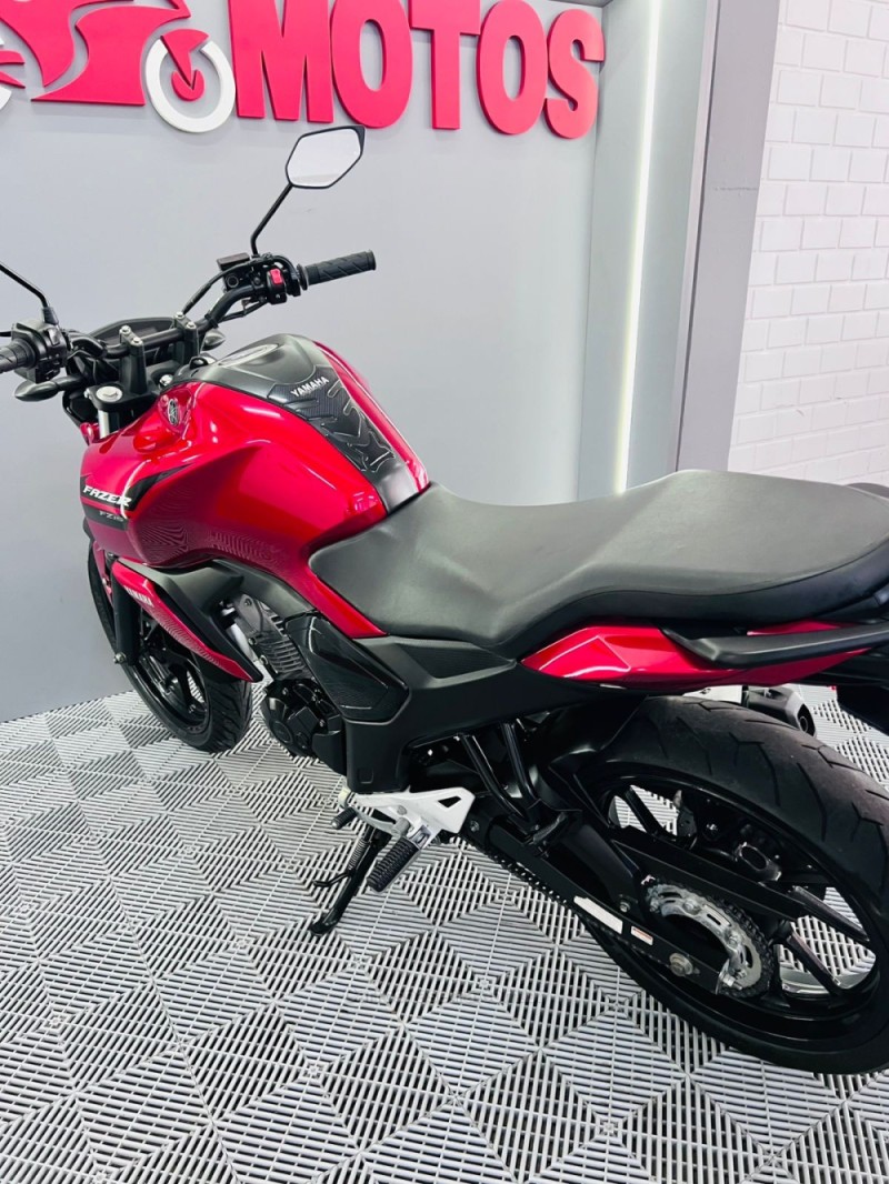 FAZER FZ15 ABS - 2023 - CAMPO BOM