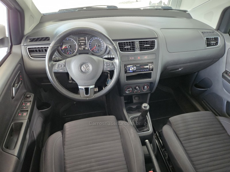CROSSFOX 1.6 MI FLEX 8V 4P MANUAL - 2011 - TAPEJARA