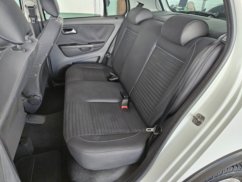 CROSSFOX 1.6 MI FLEX 8V 4P MANUAL - 2011 - TAPEJARA