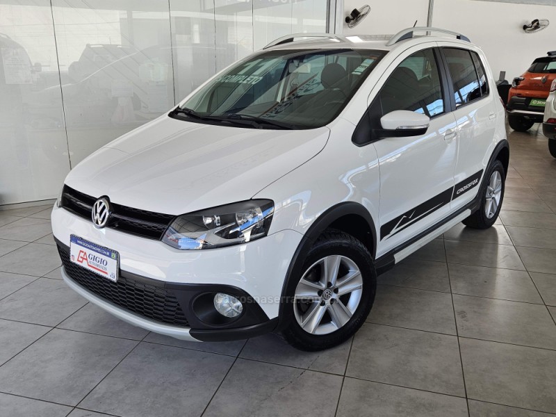 CROSSFOX 1.6 MI FLEX 8V 4P MANUAL - 2011 - TAPEJARA