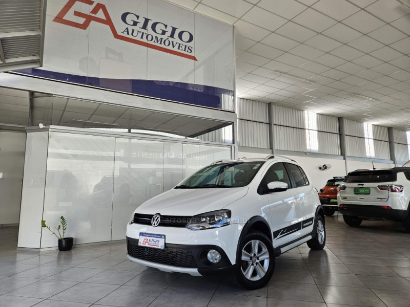 crossfox 1.6 mi flex 8v 4p manual 2011 tapejara