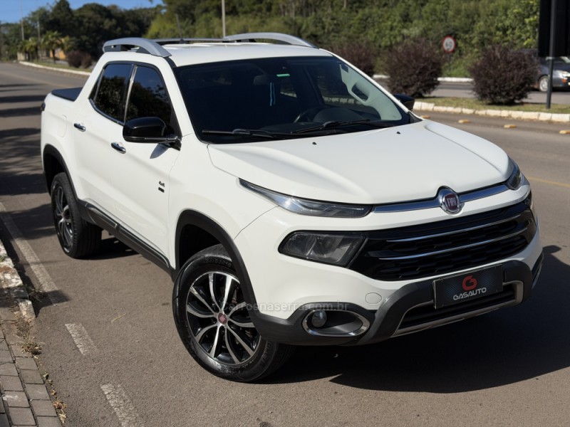 TORO 2.0 16V TURBO DIESEL VOLCANO AT9 4X4 AUTOMÁTICO - 2020 - NOVA PRATA