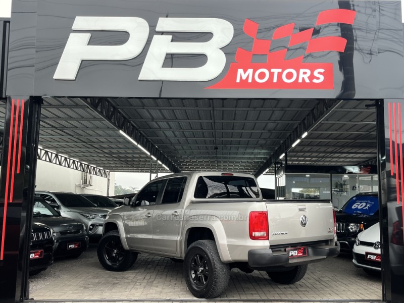 AMAROK 2.0 TRENDLINE 4X4 CD 16V TURBO INTERCOOLER DIESEL 4P MANUAL - 2011 - CAXIAS DO SUL