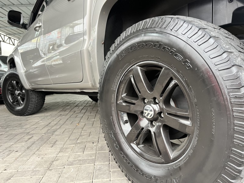 AMAROK 2.0 TRENDLINE 4X4 CD 16V TURBO INTERCOOLER DIESEL 4P MANUAL - 2011 - CAXIAS DO SUL