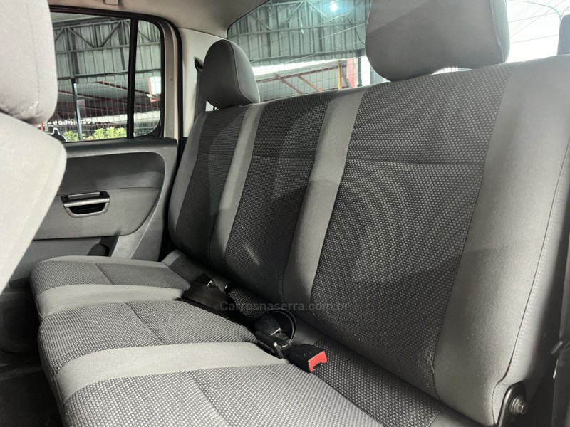 AMAROK 2.0 TRENDLINE 4X4 CD 16V TURBO INTERCOOLER DIESEL 4P MANUAL - 2011 - CAXIAS DO SUL