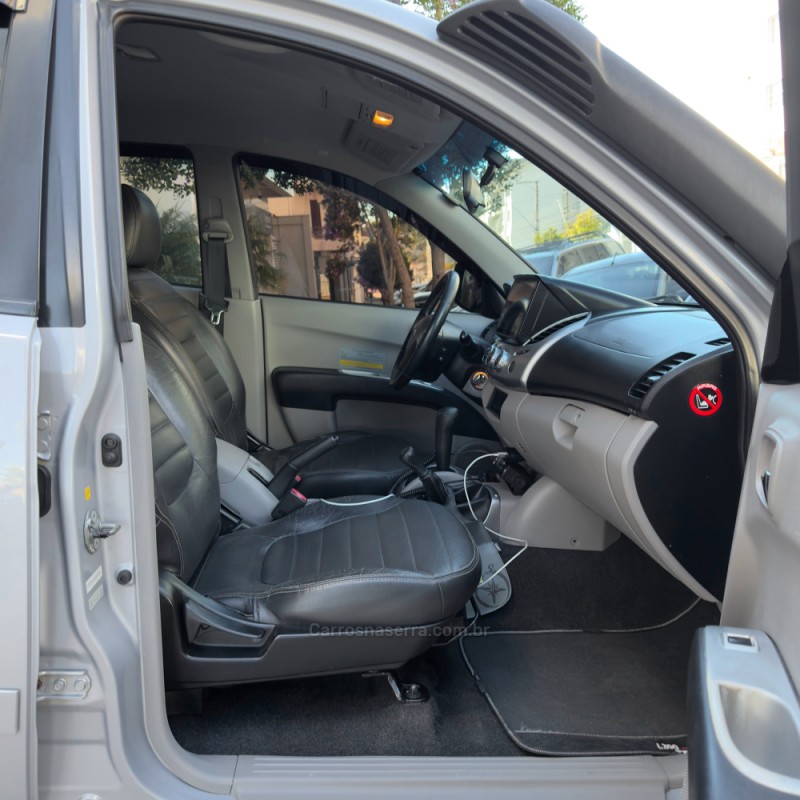 L200 TRITON 3.2 HPE 4X4 CD 16V TURBO INTERCOOLER DIESEL 4P AUTOMÁTICO - 2013 - FLORES DA CUNHA