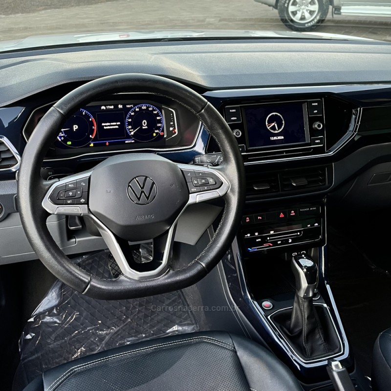 T-CROSS 1.0 COMFORTLINE TSI FLEX 4P AUTOMÁTICO - 2023 - VACARIA