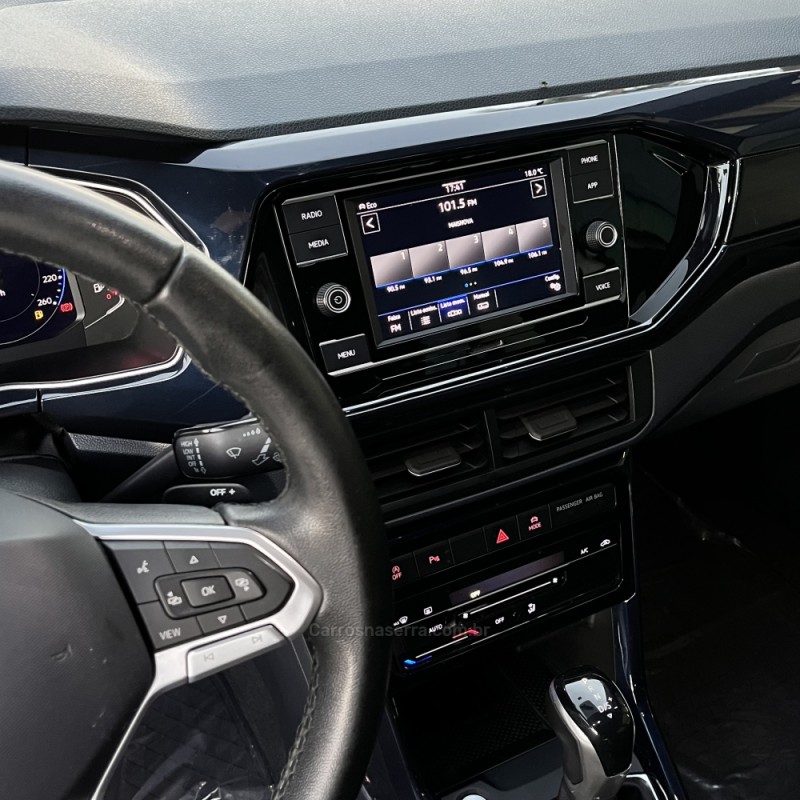 T-CROSS 1.0 COMFORTLINE TSI FLEX 4P AUTOMÁTICO - 2023 - VACARIA