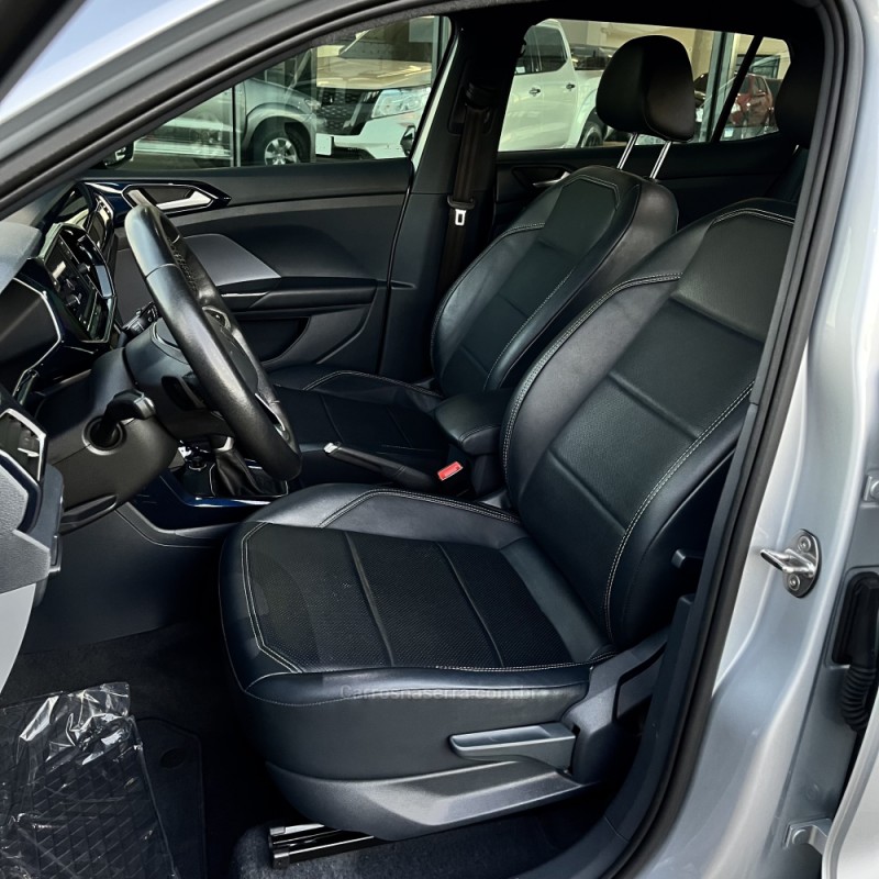 T-CROSS 1.0 COMFORTLINE TSI FLEX 4P AUTOMÁTICO - 2023 - VACARIA