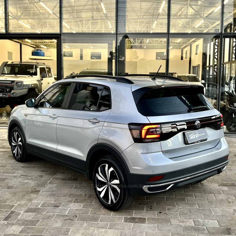 T-CROSS 1.0 COMFORTLINE TSI FLEX 4P AUTOMÁTICO - 2023 - VACARIA