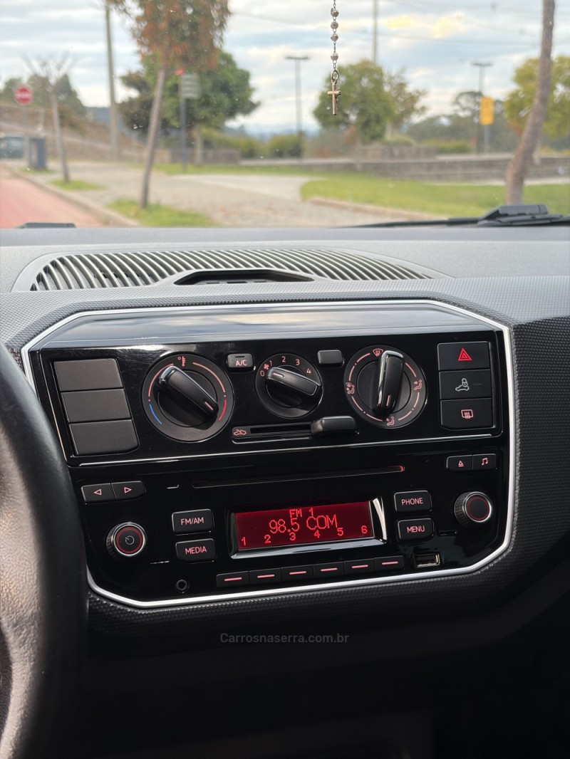 UP 1.0 MPI MOVE UP 12V FLEX 4P MANUAL - 2018 - FLORES DA CUNHA