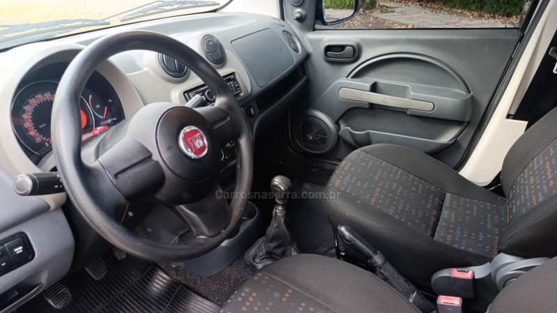 UNO 1.0 VIVACE 8V FLEX 4P MANUAL - 2014 - CAXIAS DO SUL