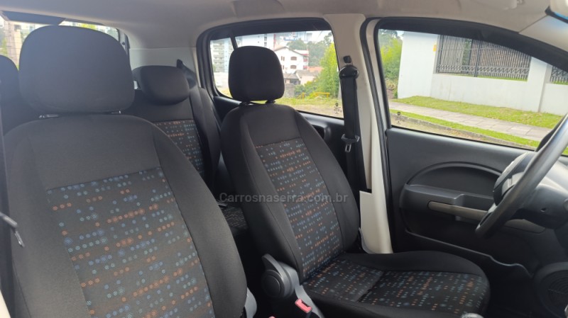 UNO 1.0 VIVACE 8V FLEX 4P MANUAL - 2014 - CAXIAS DO SUL