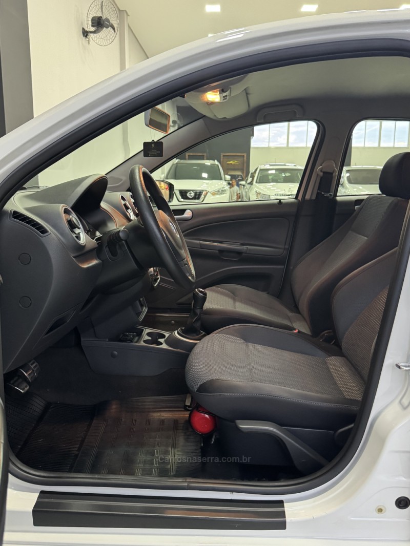 GOL 1.6 MI POWER 8V FLEX 4P MANUAL G.V - 2013 - CAXIAS DO SUL