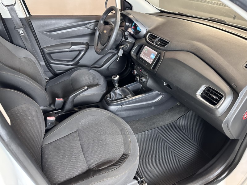 ONIX 1.0 MPFI LT 8V FLEX 4P MANUAL - 2014 - SAPIRANGA