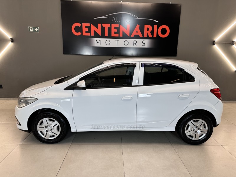 ONIX 1.0 MPFI LT 8V FLEX 4P MANUAL - 2014 - SAPIRANGA