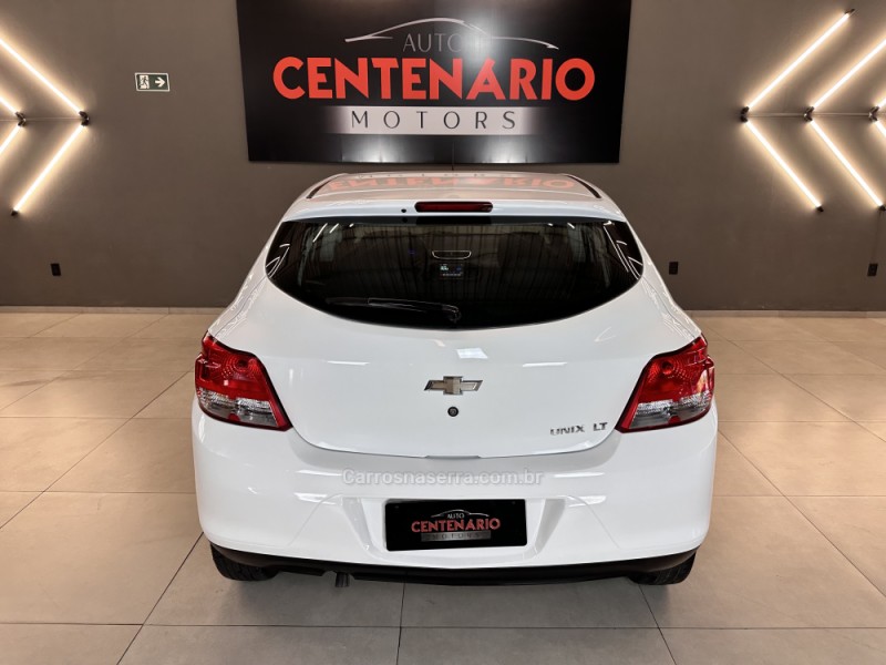 ONIX 1.0 MPFI LT 8V FLEX 4P MANUAL - 2014 - SAPIRANGA