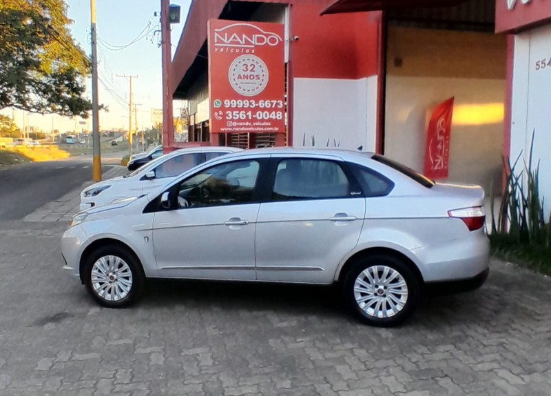 GRAND SIENA 1.6 MPI ESSENCE 16V FLEX 4P MANUAL - 2015 - ESTâNCIA VELHA