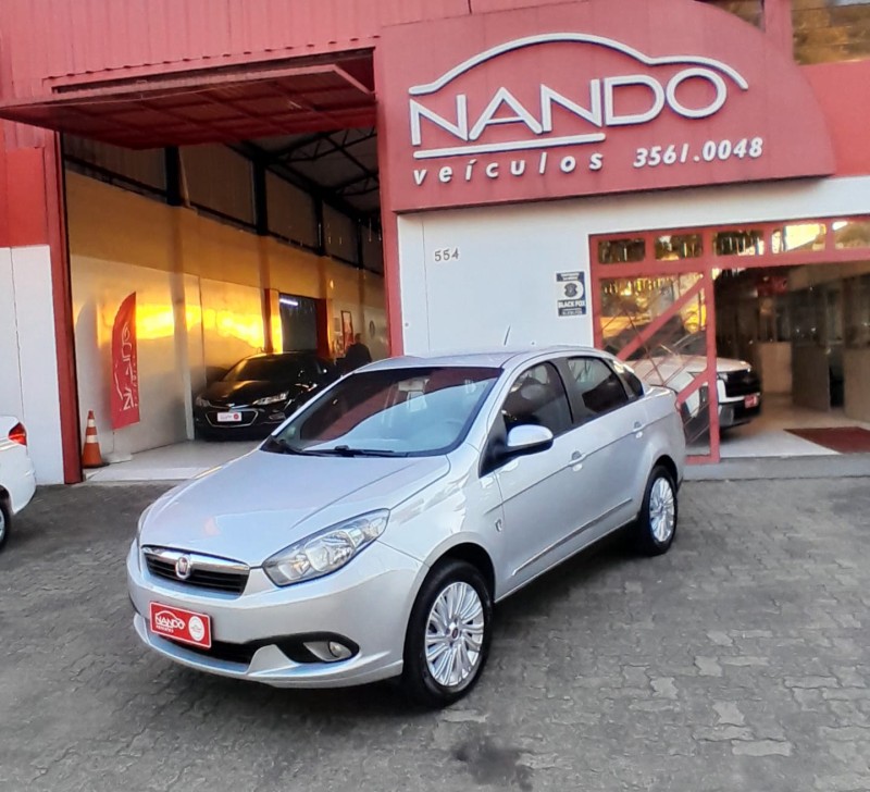 grand siena 1.6 mpi essence 16v flex 4p manual 2015 estancia velha