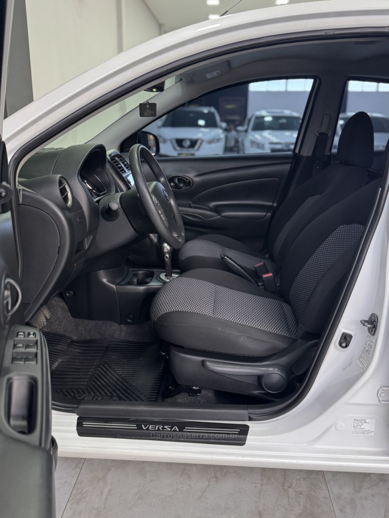VERSA 1.6 V-DRIVE PLUS 16V FLEX 4P AUTOMÁTICO - 2021 - CAXIAS DO SUL