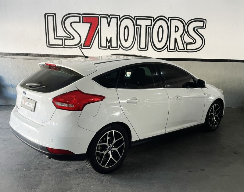 FOCUS 2.0 TITANIUM PLUS HATCH 16V FLEX 4P AUTO - 2016 - CAXIAS DO SUL