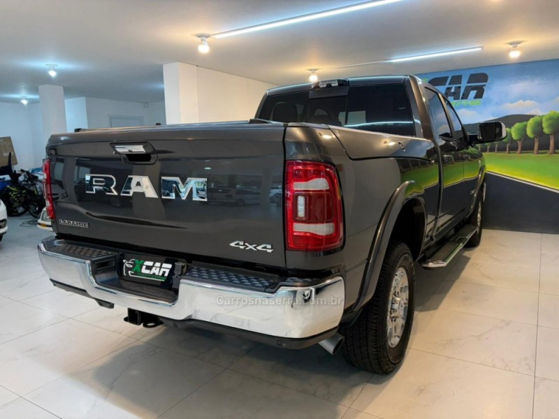 2500 LARAMIE 6.7 CD 4X4 TDI DIESEL 4P AUTOMÁTICA - 2022 - BENTO GONçALVES