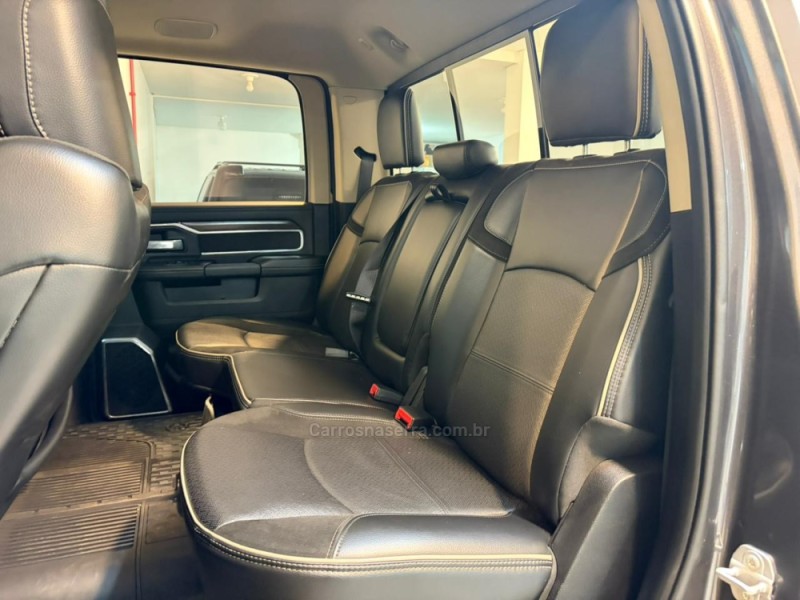 2500 LARAMIE 6.7 CD 4X4 TDI DIESEL 4P AUTOMÁTICA - 2022 - BENTO GONçALVES