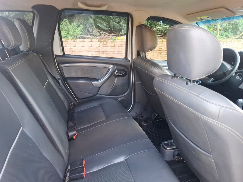 DUSTER RENAULT DUSTER 1.6 TECH ROAD DYNAMIQUE 4X2 16V FLEX 4P MANUAL - 2014 - CAXIAS DO SUL