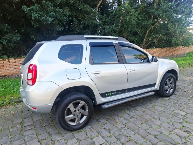 DUSTER RENAULT DUSTER 1.6 TECH ROAD DYNAMIQUE 4X2 16V FLEX 4P MANUAL - 2014 - CAXIAS DO SUL