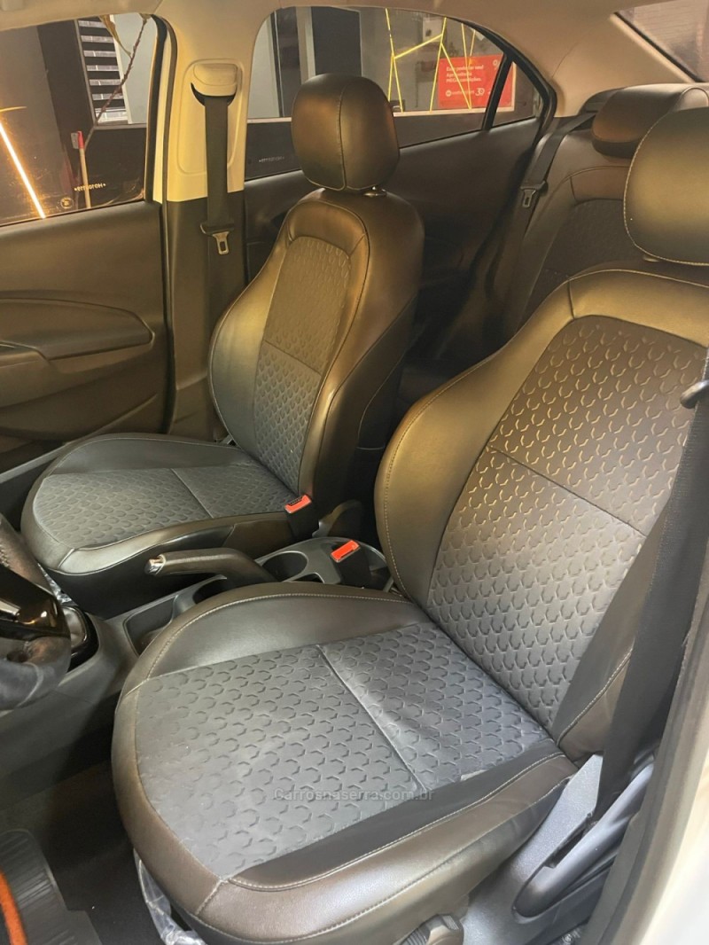 PRISMA 1.4 MPFI LTZ 8V FLEX 4P MANUAL - 2017 - NOVO HAMBURGO