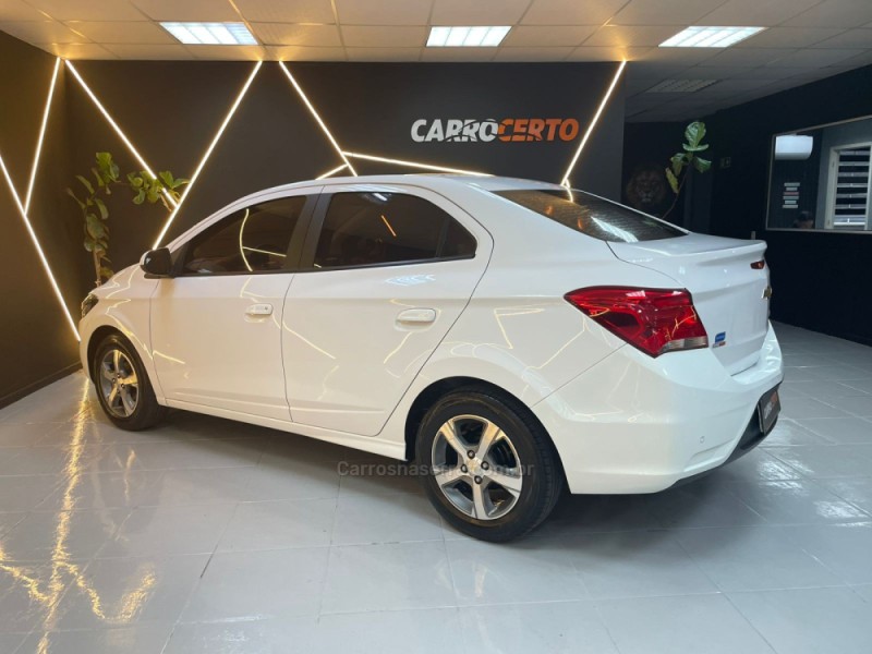 PRISMA 1.4 MPFI LTZ 8V FLEX 4P MANUAL - 2017 - NOVO HAMBURGO
