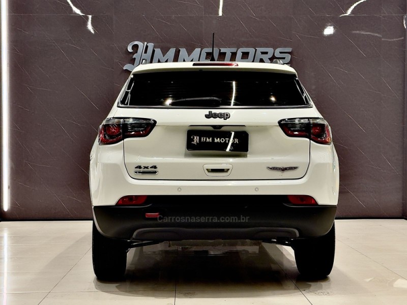 COMPASS 2.0 16V DIESEL TRAILHAWK 4X4 AUTOMÁTICO - 2017 - CAXIAS DO SUL