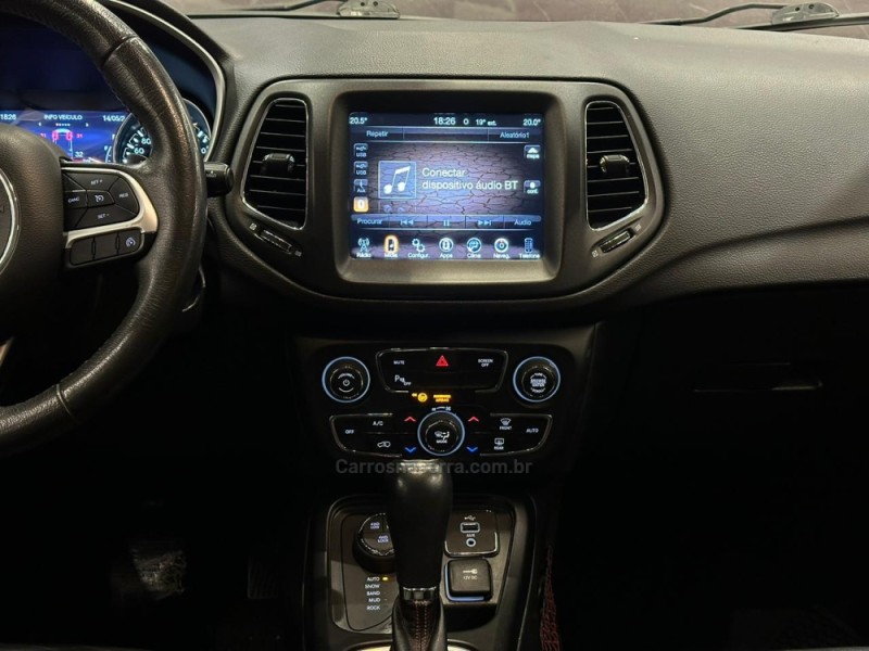 COMPASS 2.0 16V DIESEL TRAILHAWK 4X4 AUTOMÁTICO - 2017 - CAXIAS DO SUL