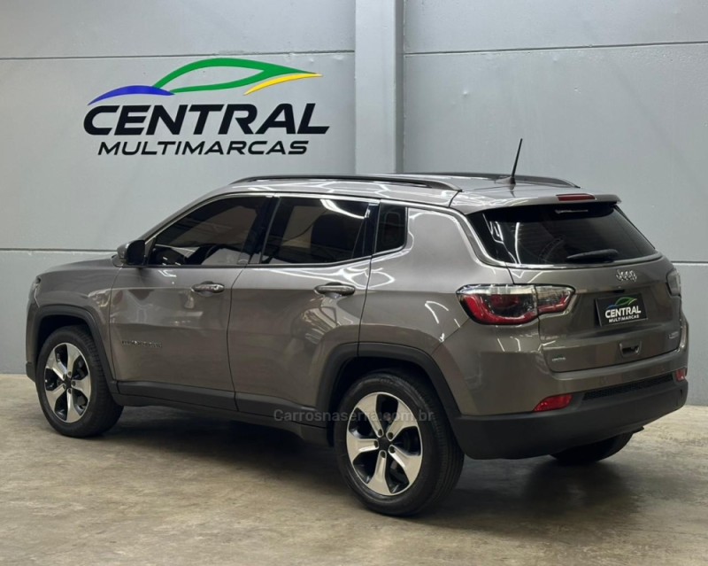 COMPASS 2.0 16V FLEX LONGITUDE AUTOMÁTICO - 2018 - VACARIA
