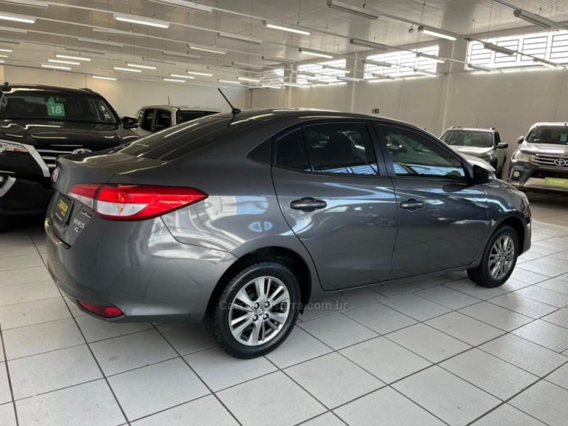 YARIS 1.5 16V FLEX SEDAN XL PLUS TECH MULTIDRIVE3 - 2022 - BENTO GONçALVES