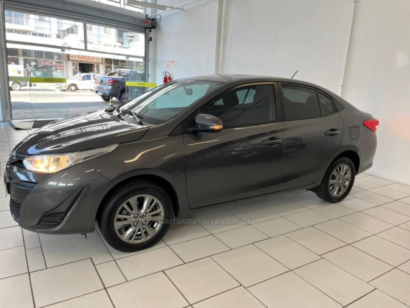 YARIS 1.5 16V FLEX SEDAN XL PLUS TECH MULTIDRIVE3 - 2022 - BENTO GONçALVES