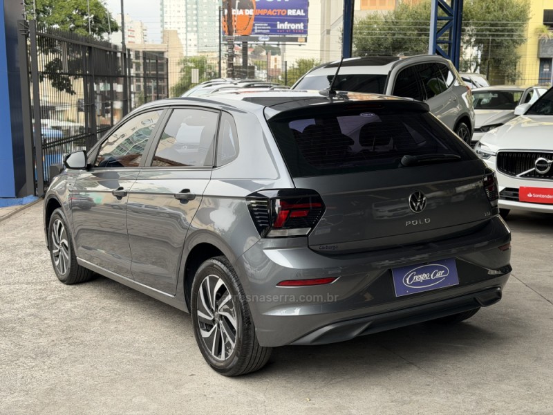 POLO 1.0 170 TSI 12V HIGHLINE FLEX 4P AUTOMÁTICO - 2024 - CAXIAS DO SUL