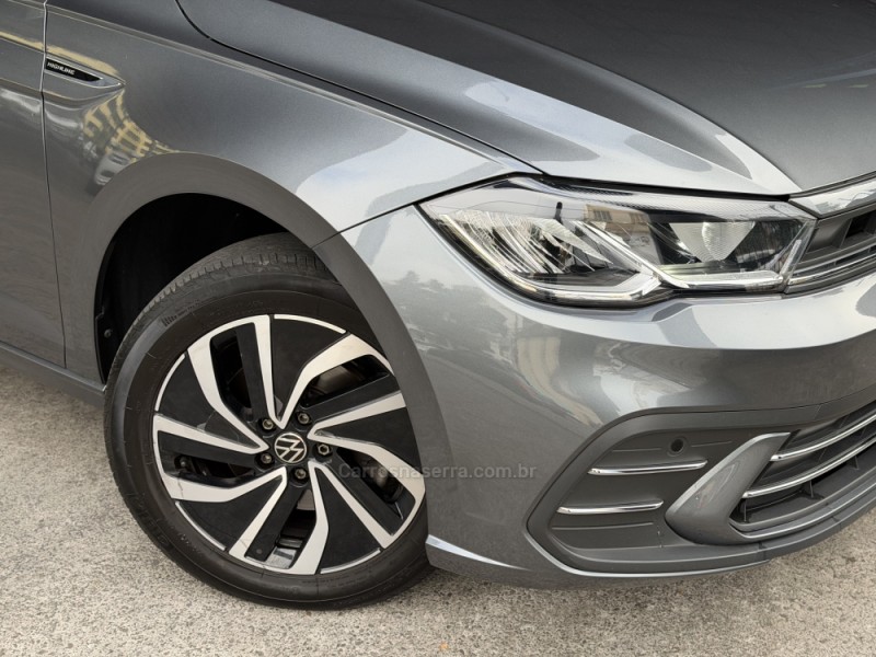 POLO 1.0 170 TSI 12V HIGHLINE FLEX 4P AUTOMÁTICO - 2024 - CAXIAS DO SUL