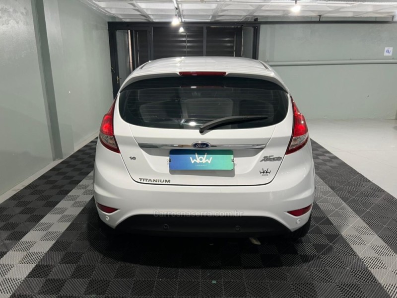 FIESTA 1.6 TITANIUM HATCH 16V FLEX 4P AUTOMÁTICO - 2014 - BENTO GONçALVES