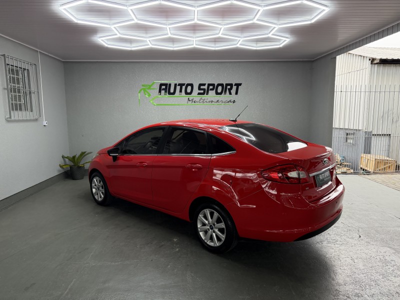 FIESTA 1.6 SE SEDAN 16V FLEX 4P MANUAL - 2012 - CAXIAS DO SUL