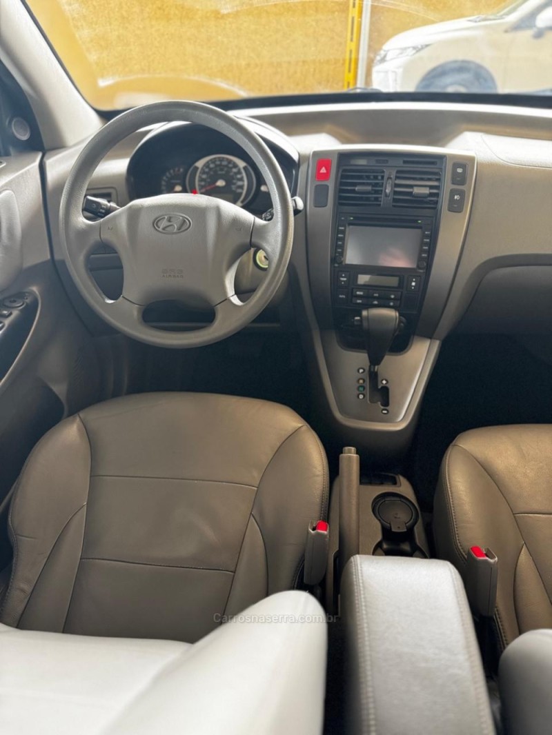 TUCSON 2.0 MPFI GLS 16V 143CV 2WD FLEX 4P AUTOMÁTICO - 2016 - CAXIAS DO SUL