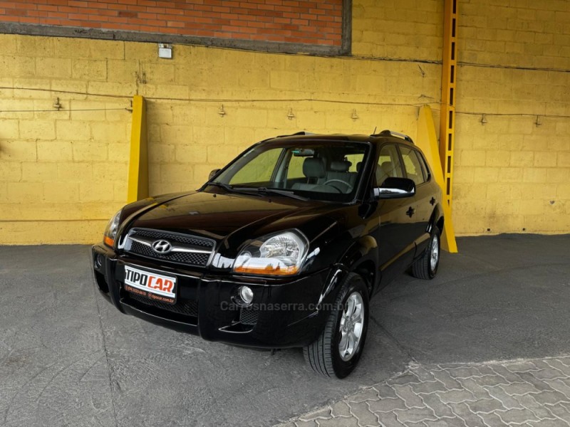 tucson 2.0 mpfi gls 16v 143cv 2wd flex 4p automatico 2016 caxias do sul
