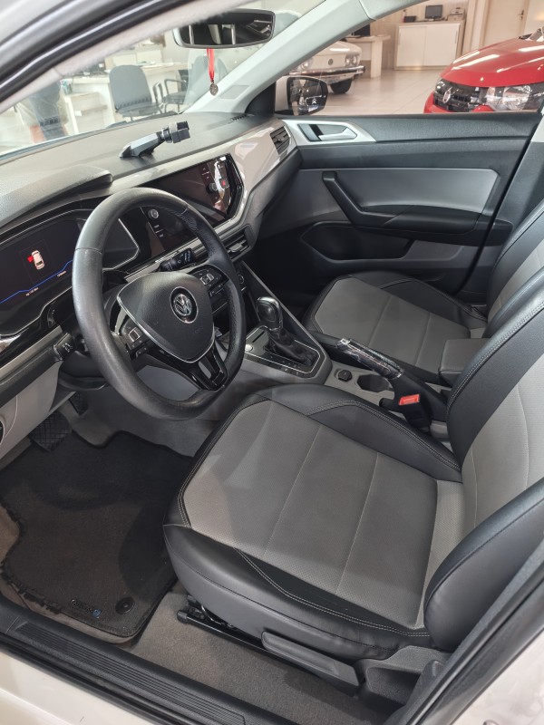 POLO 1.0	200 TSI HIGHLINE AUTOMÁTICO  - 2019 - FARROUPILHA