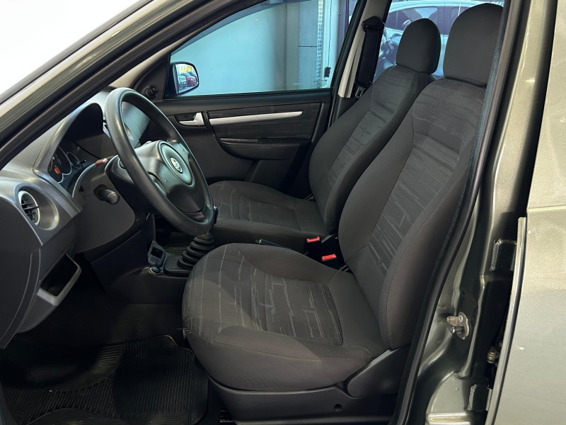 PRISMA 1.4 MPFI MAXX 8V FLEX 4P MANUAL - 2011 - CAXIAS DO SUL