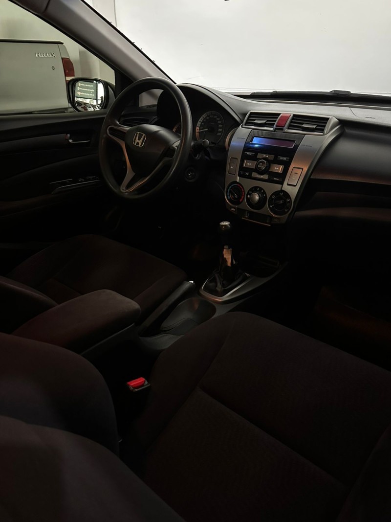 CITY 1.5 LX 16V FLEX 4P MANUAL - 2013 - FARROUPILHA
