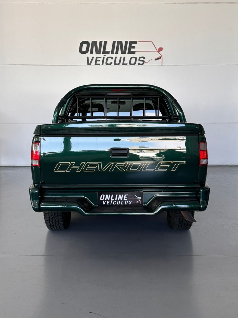 S10 2.5 DELUXE 4X4 CD 8V DIESEL 4P MANUAL - 2000 - FARROUPILHA