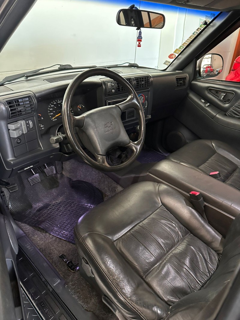 S10 2.5 DELUXE 4X4 CD 8V DIESEL 4P MANUAL - 2000 - FARROUPILHA