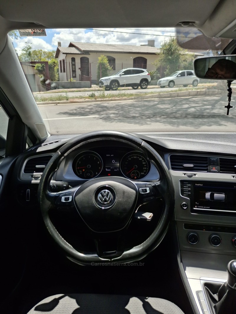 GOLF 1.0 TSI COMFORTLINE 12V TOTAL FLEX 4P MANUAL - 2017 - FARROUPILHA